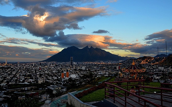 Municipios de Nuevo León apuestan por la tecnología TETRA de Teltronic